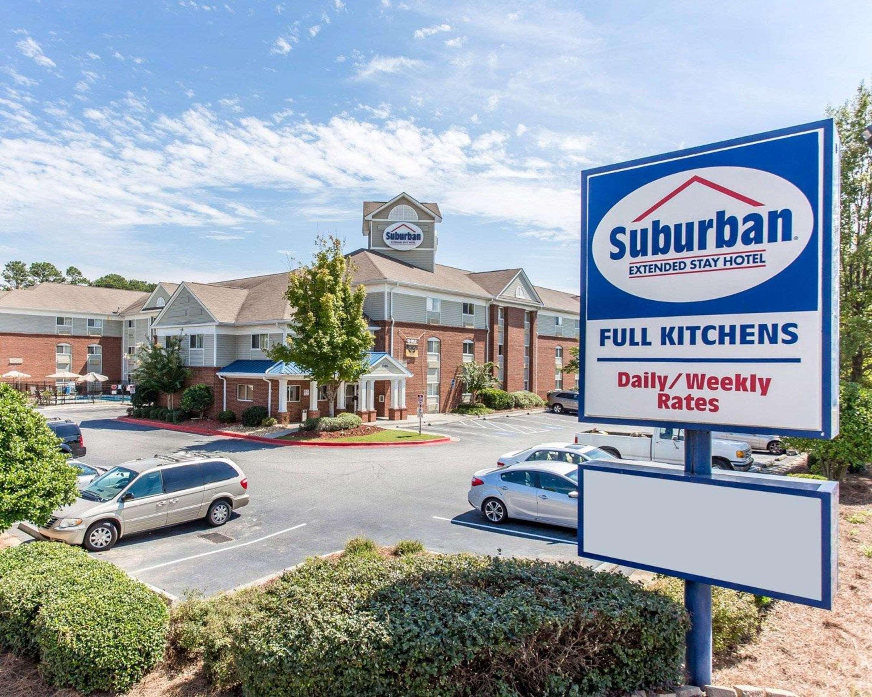 Suburban Studios Kennesaw Bagian luar foto