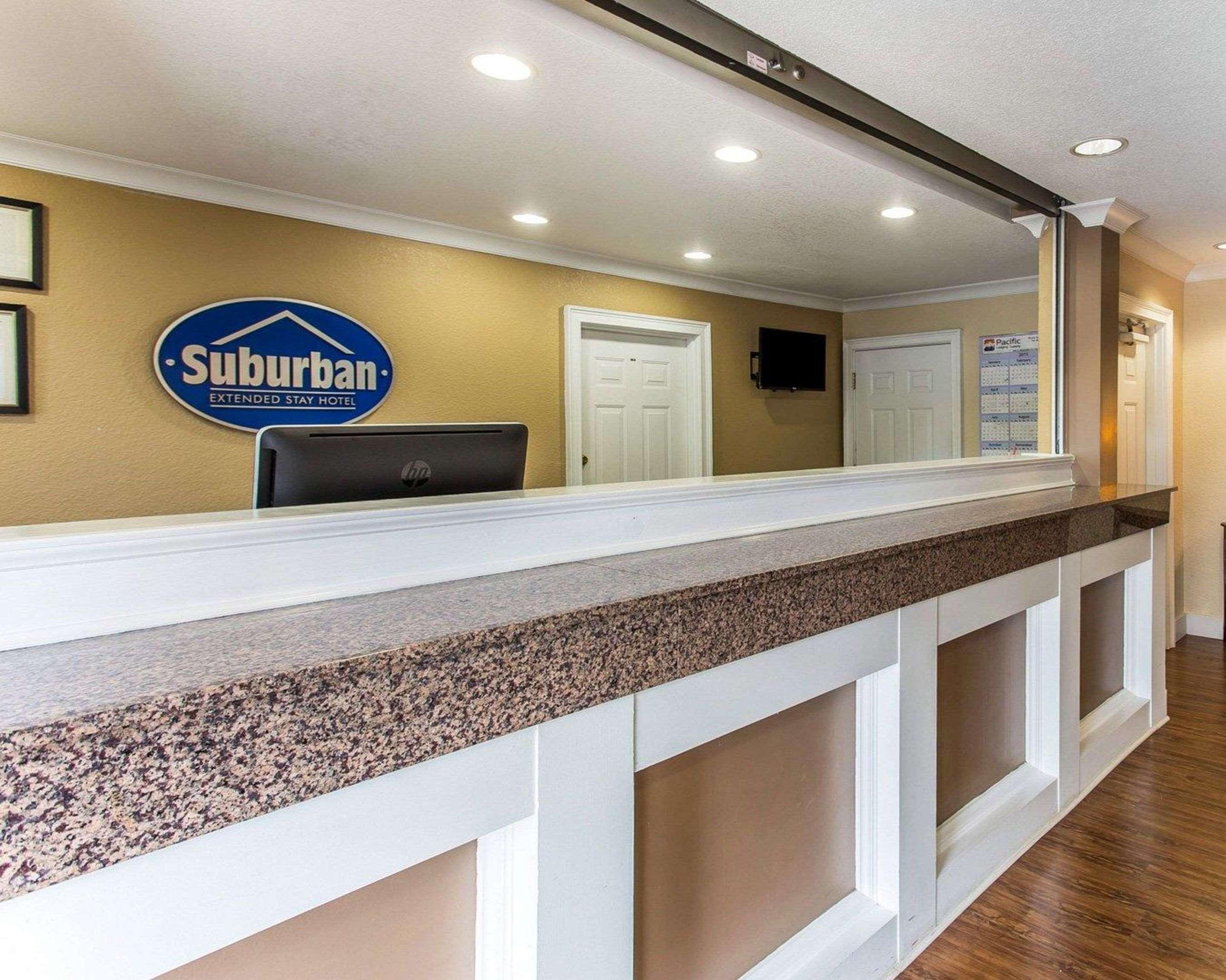 Suburban Studios Kennesaw Bagian luar foto
