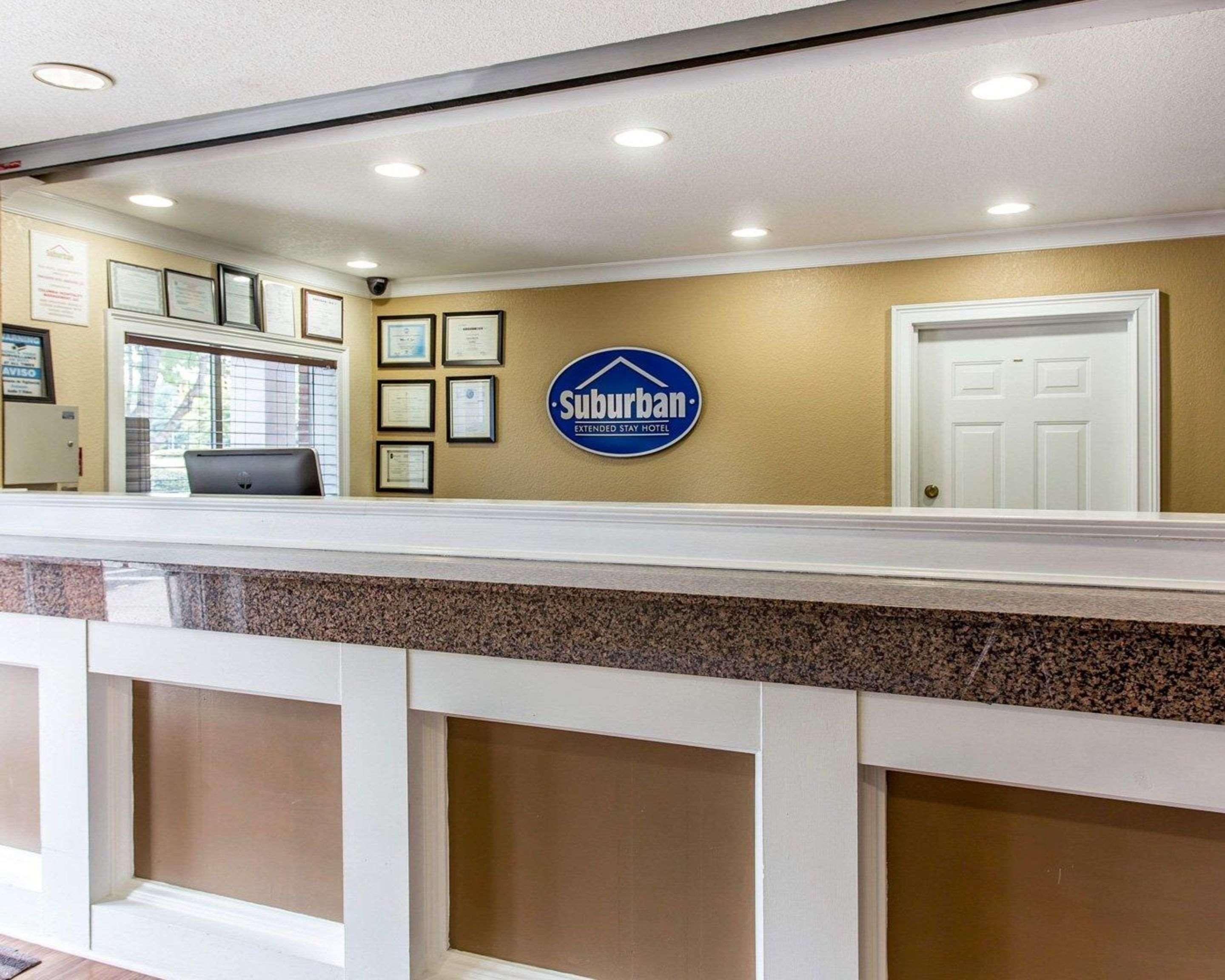 Suburban Studios Kennesaw Bagian luar foto